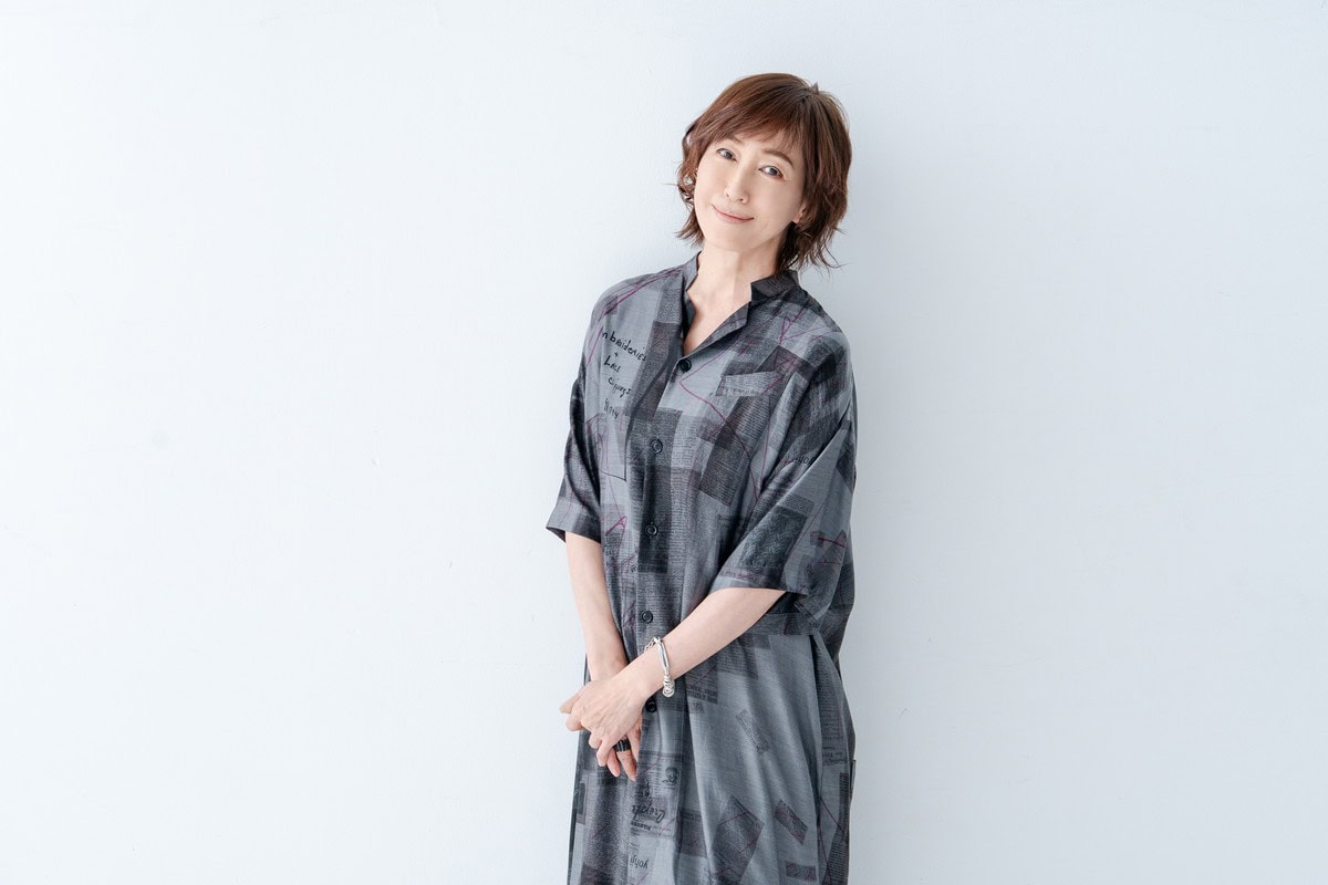 今年で百歳を迎える石井ふく子が演出する『明日の幸福』に出演する高島礼子にインタビュー。