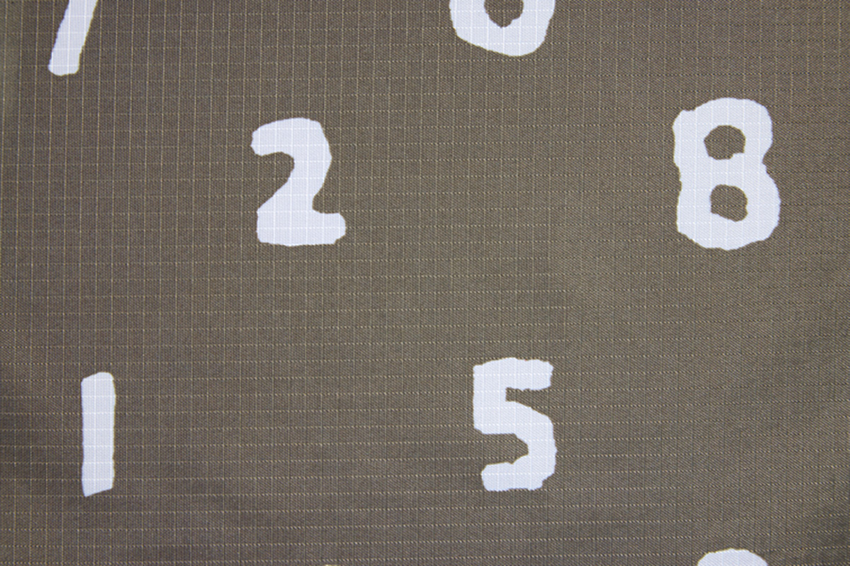 丈夫で軽いリップストップ生地