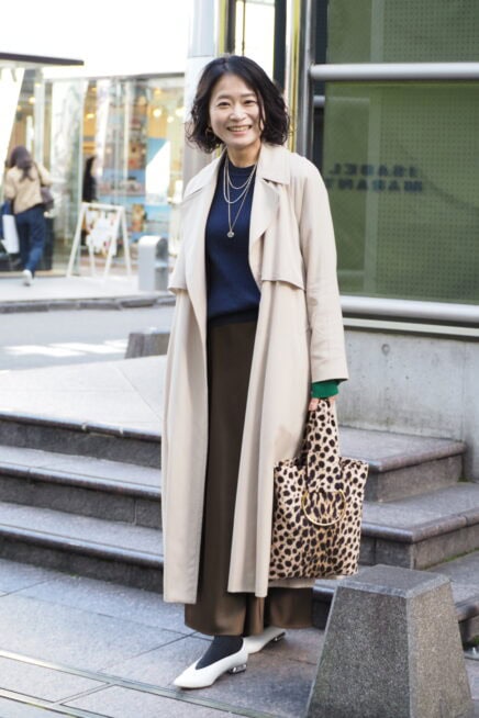 【スナップ】「ジーユー」のアクセサリーでクラス感アップ！ 大人の春コーデの作り方