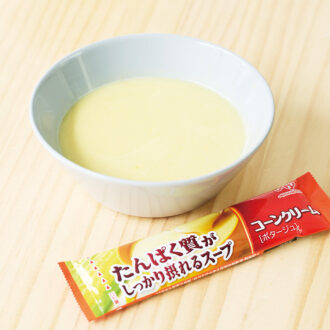 クノール たんぱく質が しっかり摂れるスープ コーンクリーム 15 本入り ¥2,138（編集部調べ）／味の素