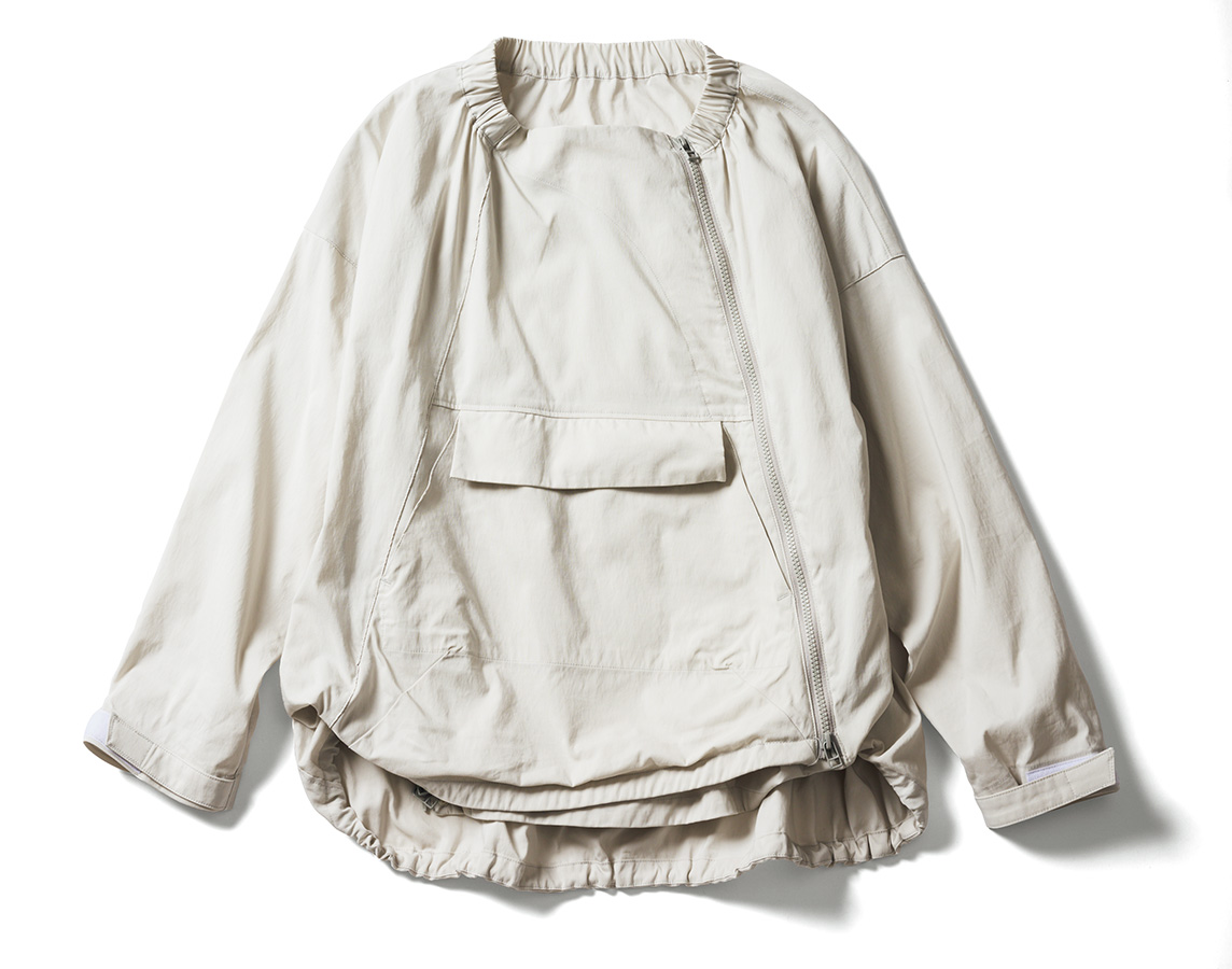 ブルゾン¥38,500/ラプレ(金万)