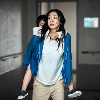 〈Netflix〉 『大洪水』 監督：キム・ビョンウ 出演：キム・ダミ、パク・ヘス、クォン・ウンソン、 ユナ、パク・ビョンウン、チョン・ヘジン Netflix映画『大洪水』独占配信中