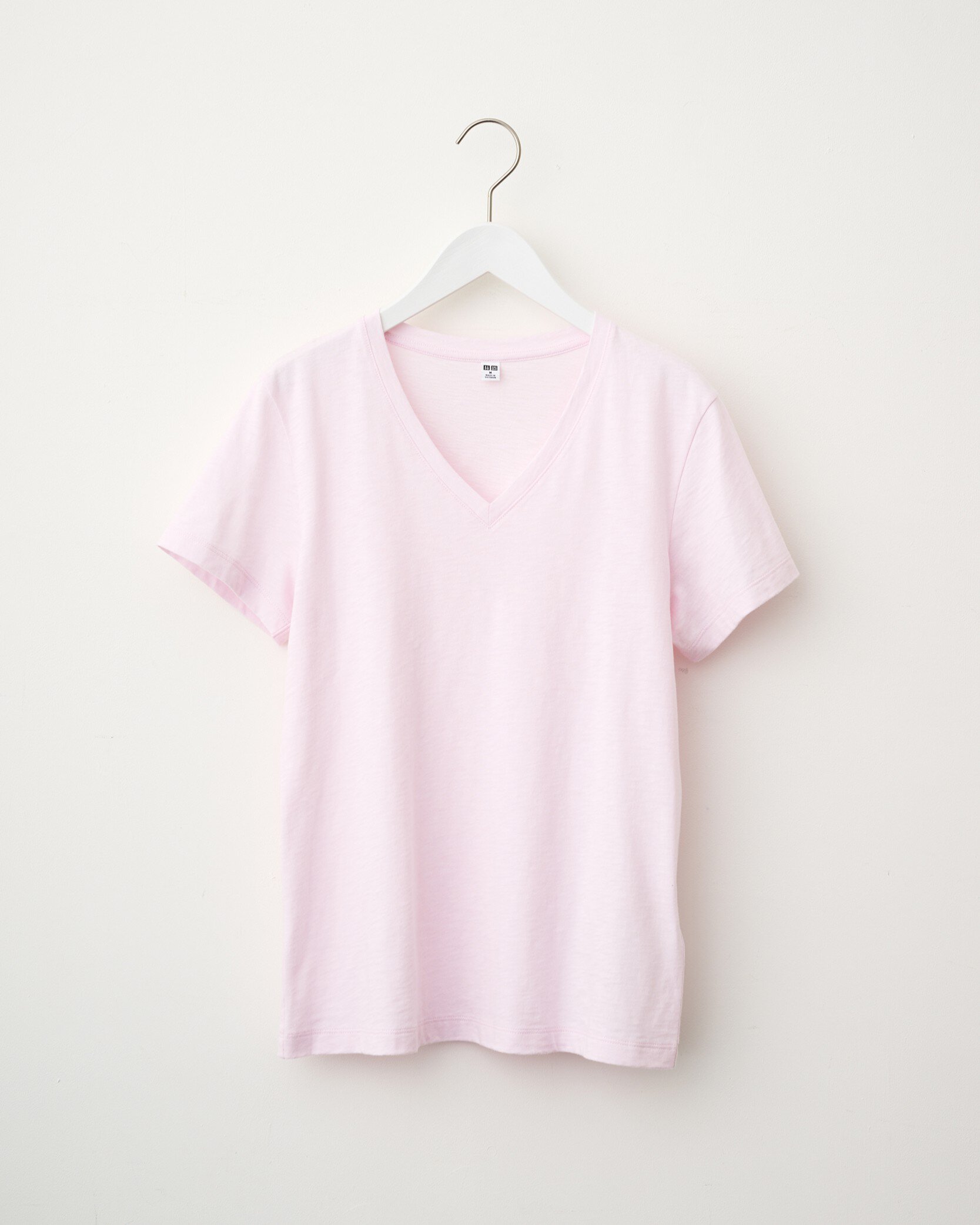 【ユニクロで指名買い】スラブジャージーVネックT￥1,500