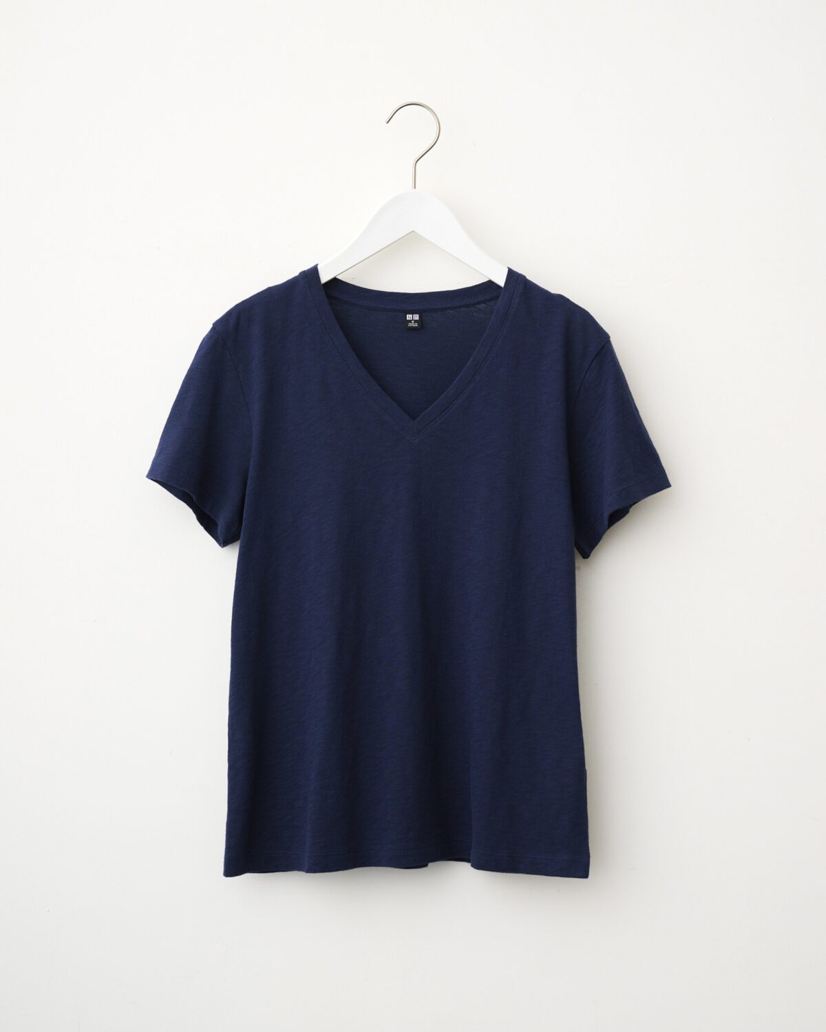 【ユニクロで指名買い】スラブジャージーVネックT￥1,500