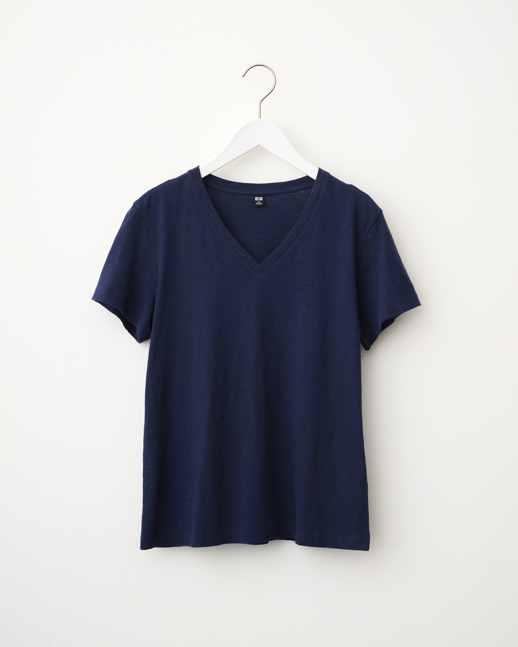 【ユニクロで指名買い】スラブジャージーVネックT￥1,500