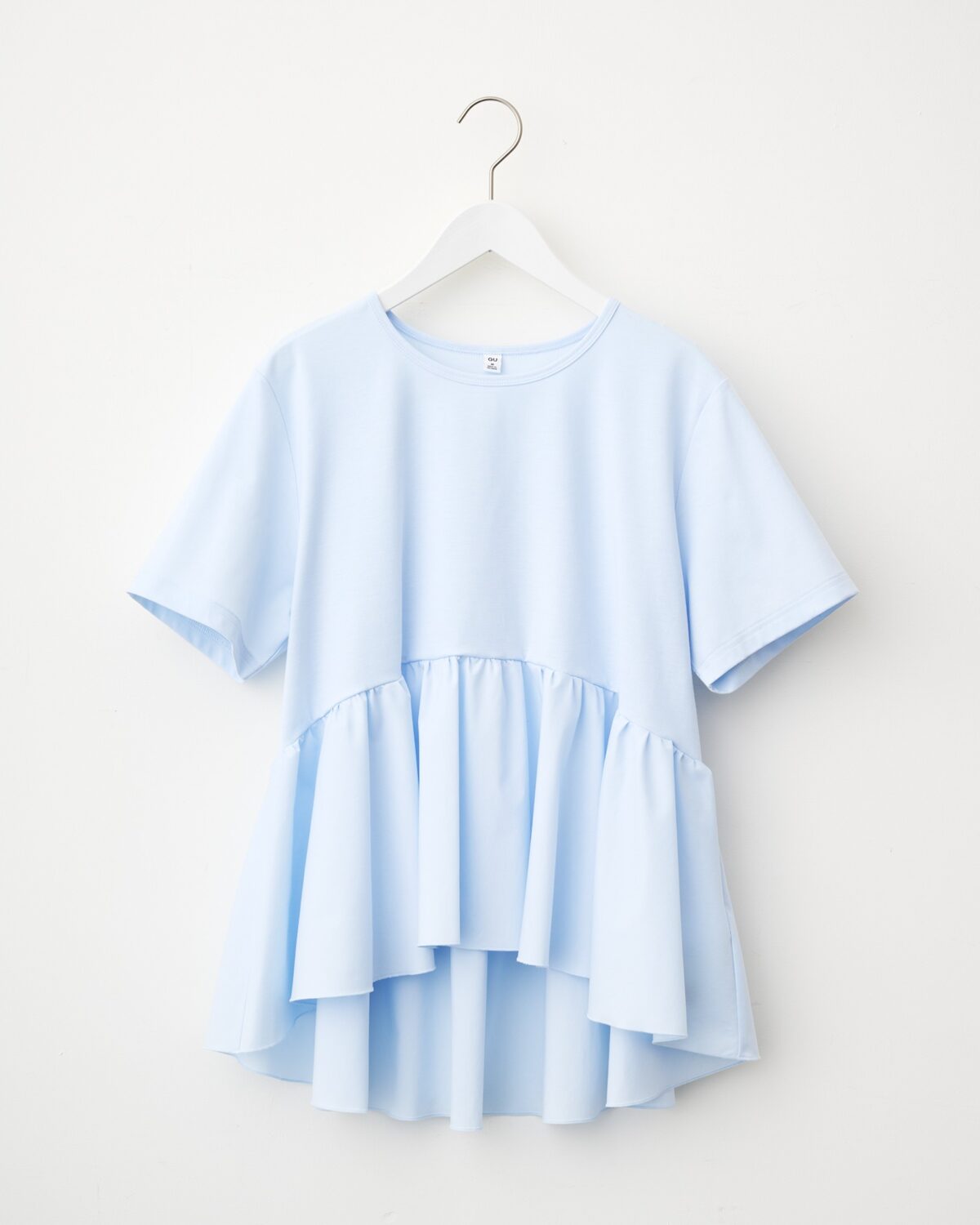 【GUで指名買い】50代が選ぶべき１着 1枚でも重ね着にも使える優秀ペプラムTシャツ