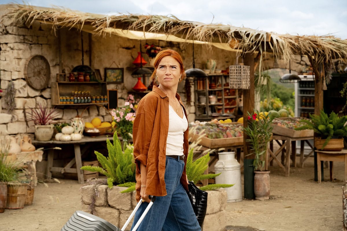 マンゴー農園を買収するために訪れますが……。Netflix映画『マンゴー』独占配信中