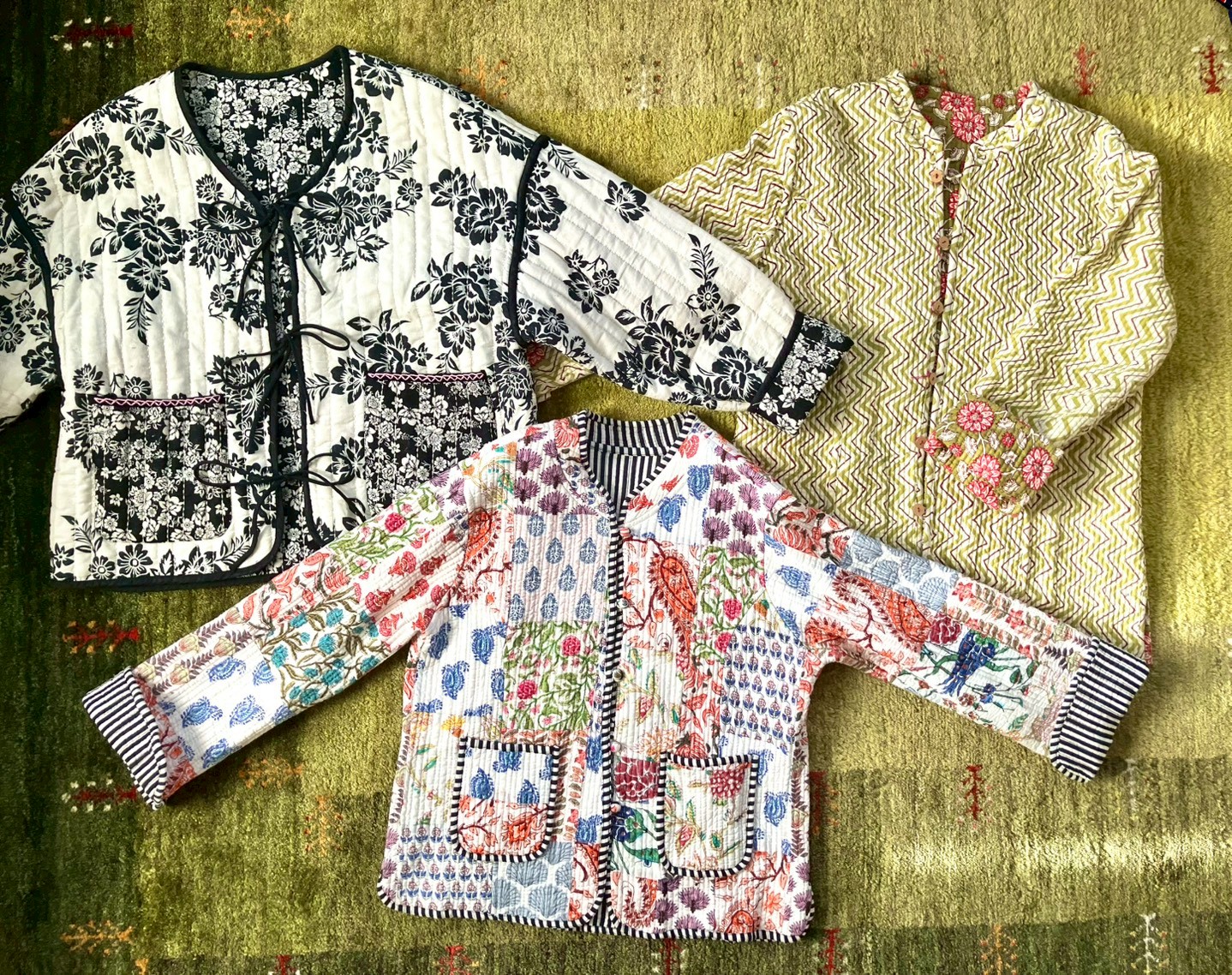 写真左はZARAのもの。真ん中と右はカンタキルトを扱うお店で購入。