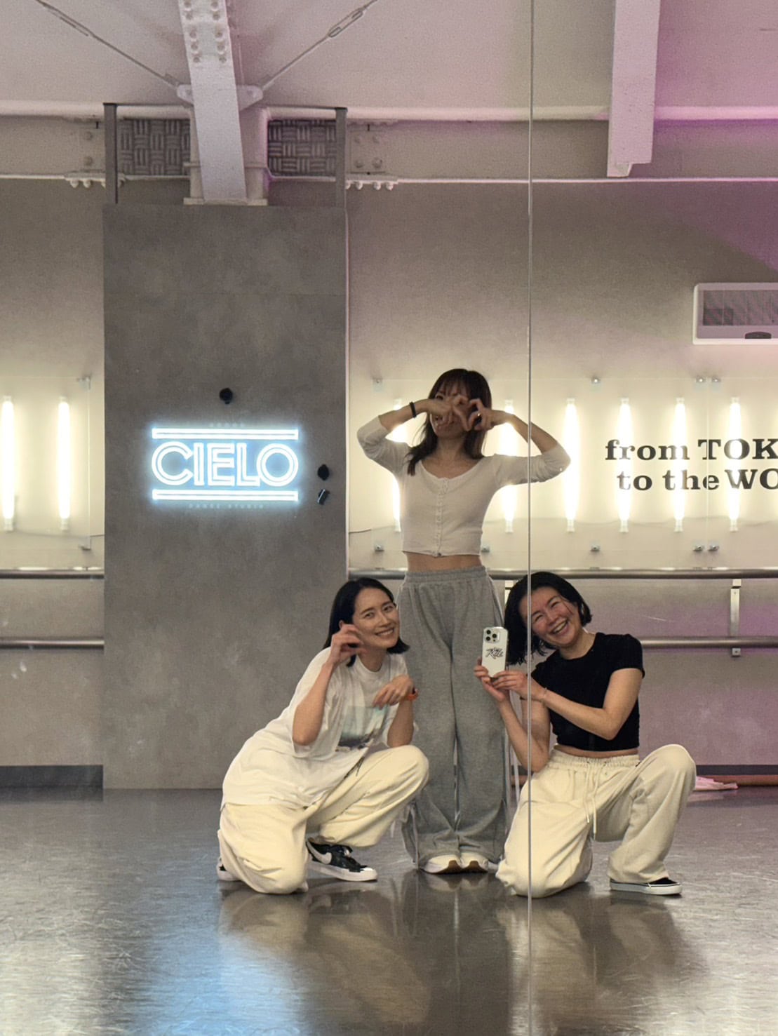 K-POPダンスレッスンの様子