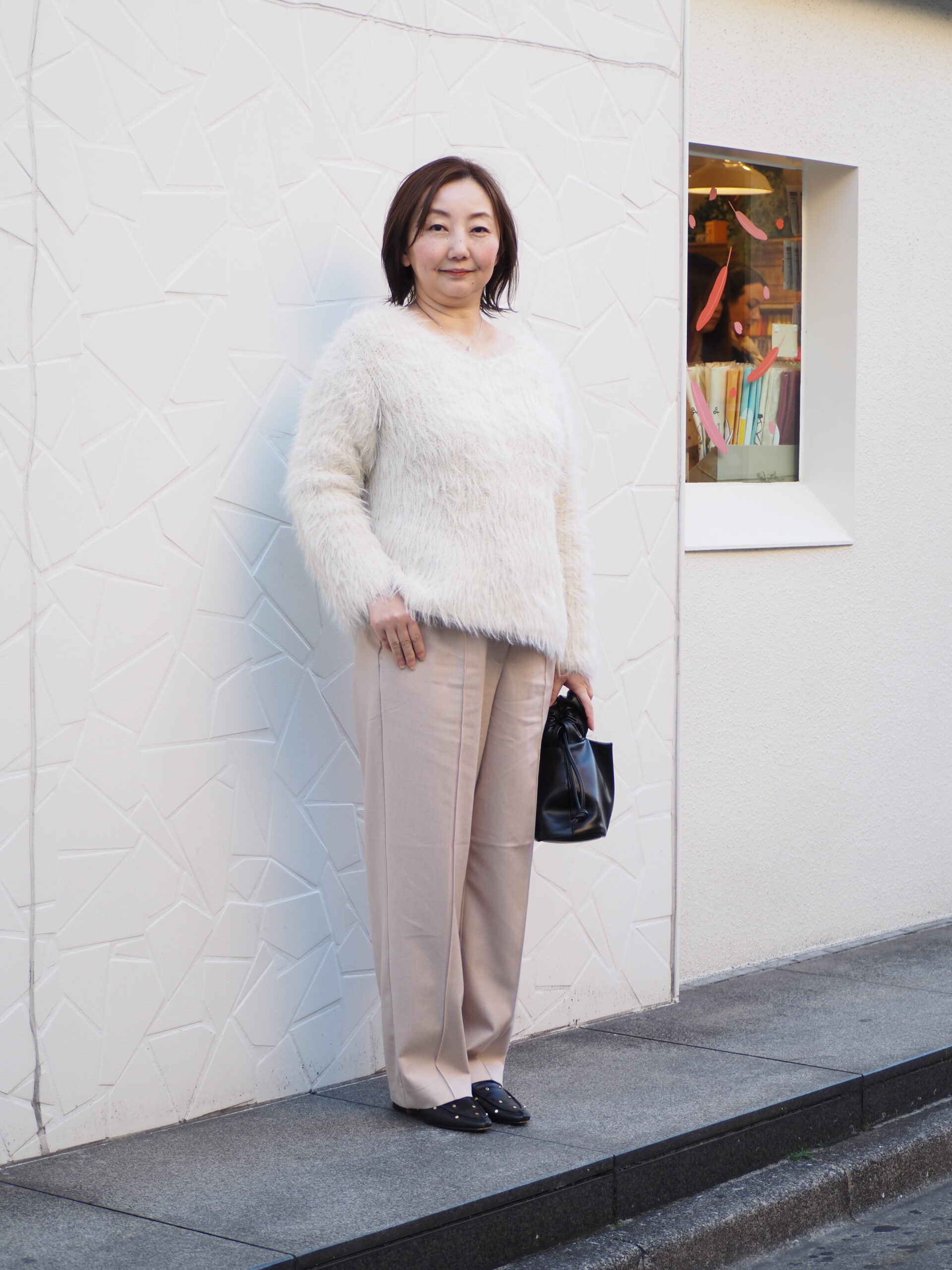 老け見えしない！シンプルなのにおしゃれ感が高まる 50代の春コーデ