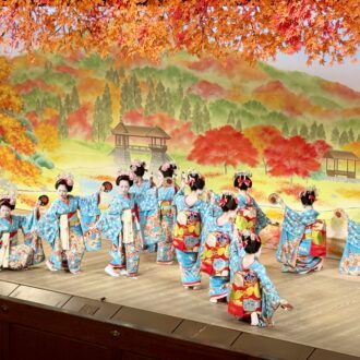 京都・祇園甲部　都をどり13