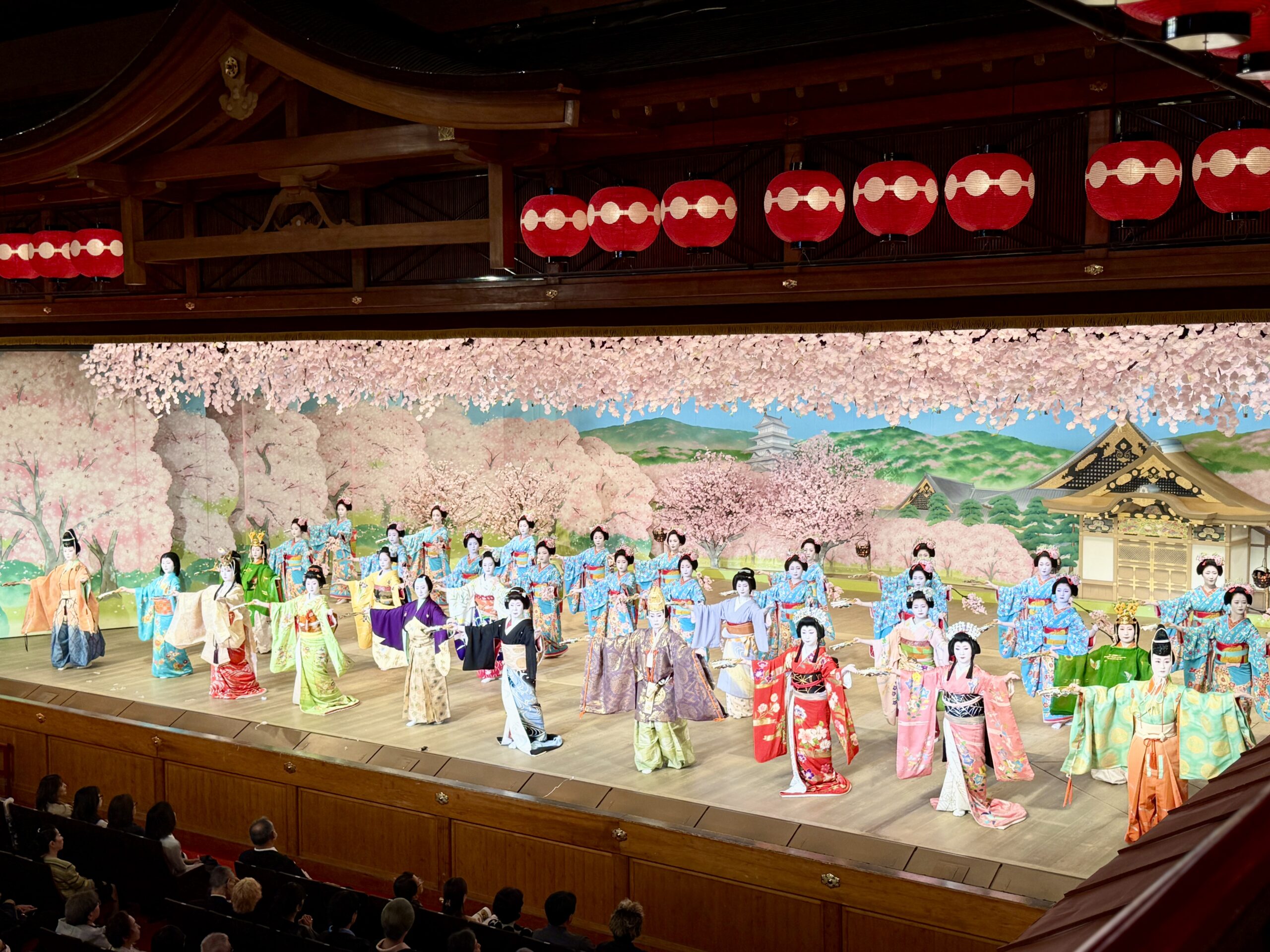 京都・祇園甲部　都をどり15