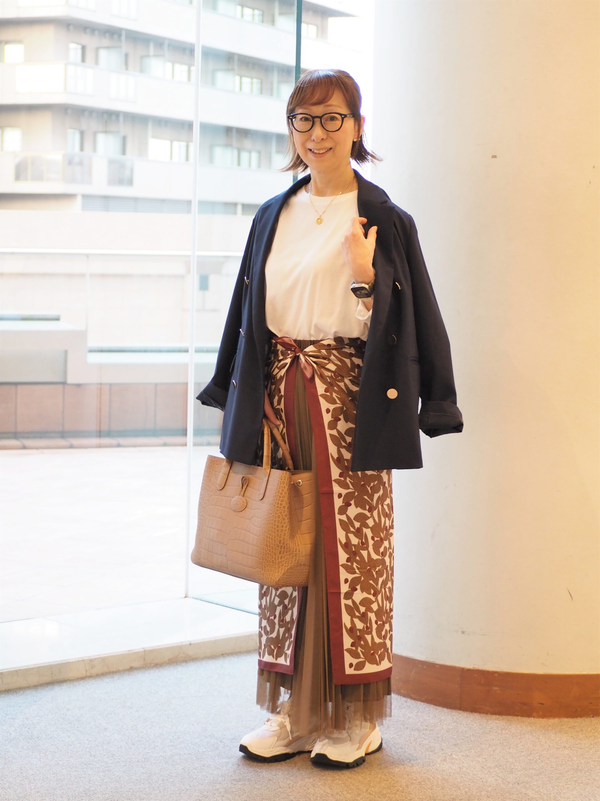 【1週間スナップ】「柄や色は難しい」を解決！ 50代の失敗しない柄&カラーコーデ7選