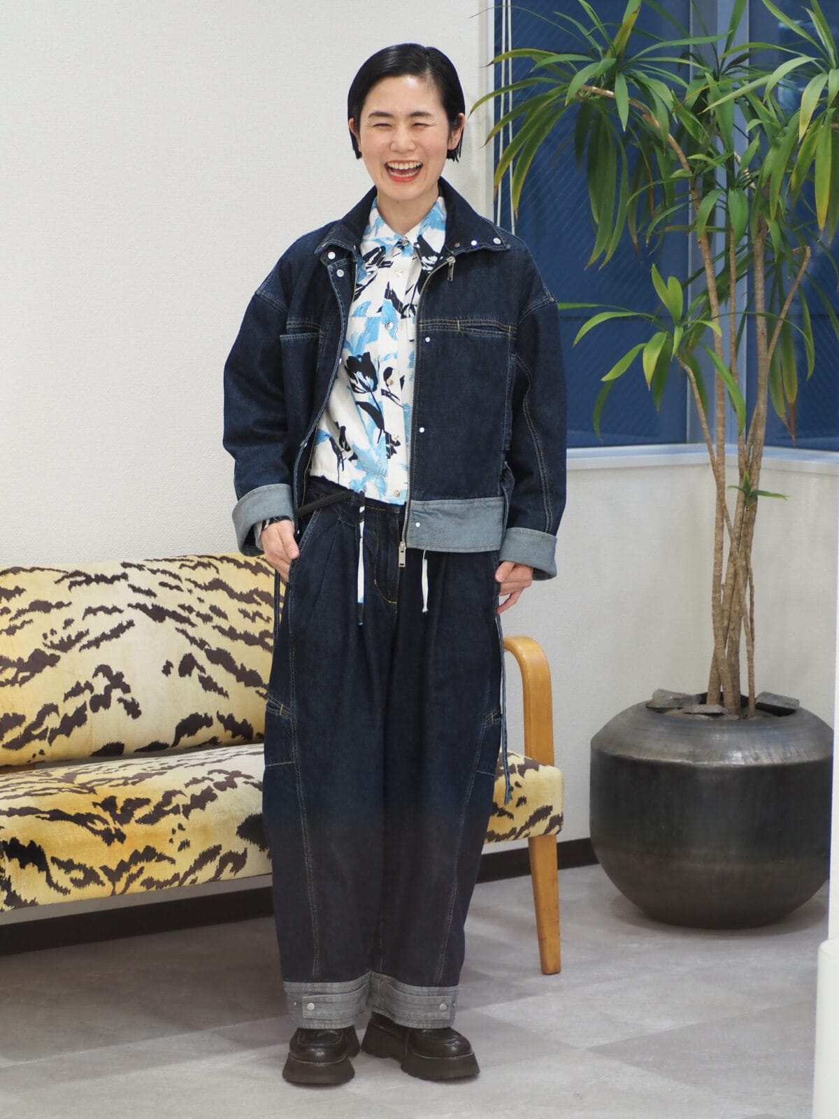 【1週間スナップ】「デニムが似合わなくなった」を解決！ 50代の「春デニム」7コーデ