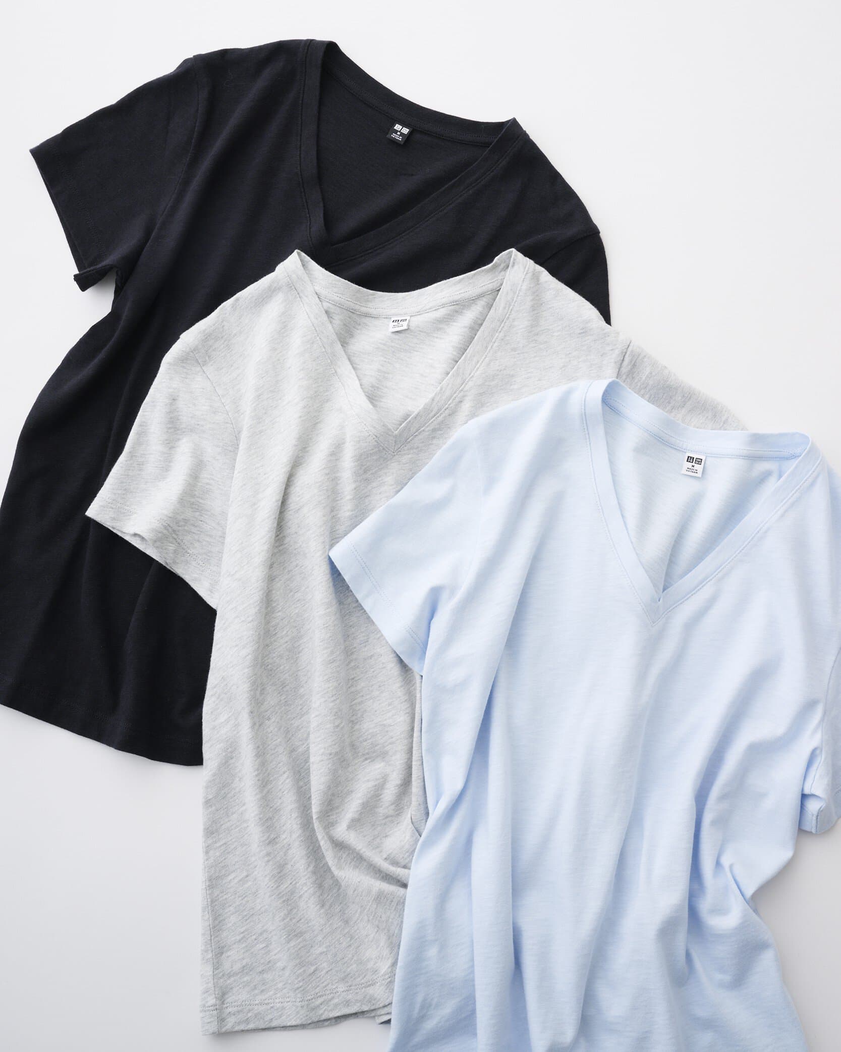 【ユニクロで指名買い】スラブジャージーVネックT￥1,500