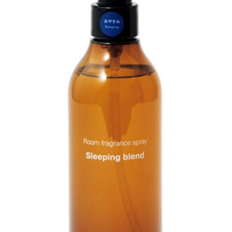 ルームフレグランススプレー おやすみブレンド 300ｍL ¥1,690／無印良品
