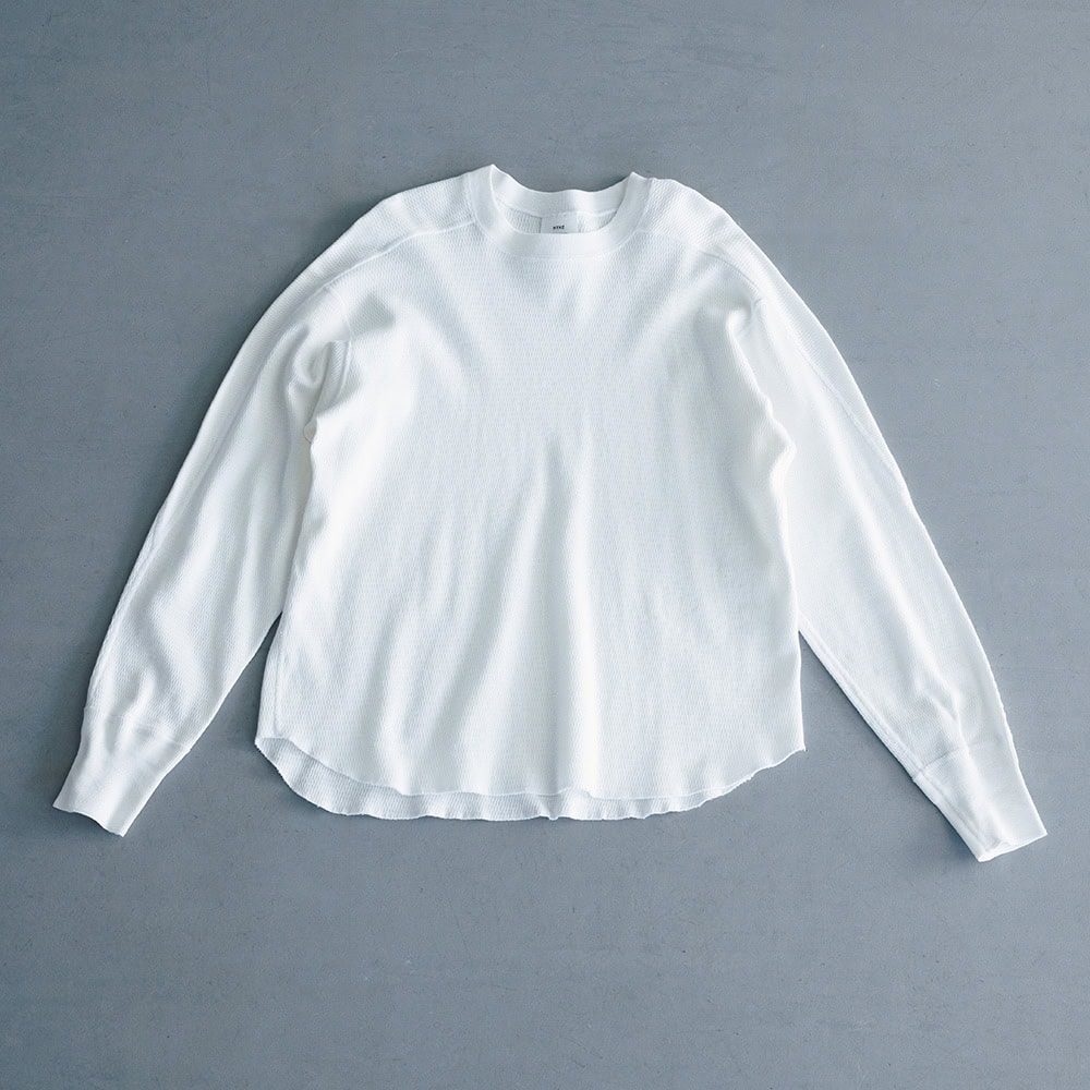 サーマル長袖カトソー¥30,800 ／ハイク（ボウルズ）
