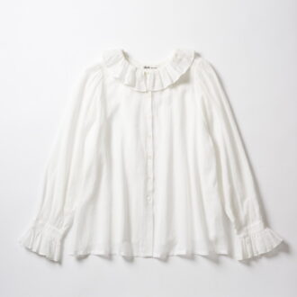 首や手首にフリルのあるタイプは重ね着にもおすすめ