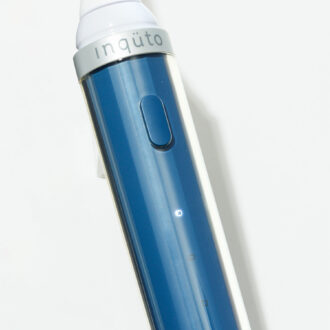 inquto(インキュット)口内美顔器VRインナーリフト全2色 ¥29,800(編集部調べ)/インキュット