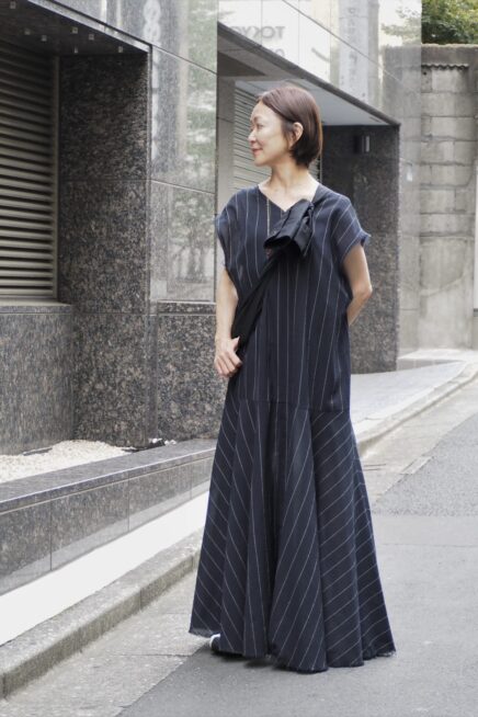 【スナップ】50代のおしゃれ迷子必見！ エレガンスをまとう初夏のリラックスコーデ
