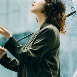 【更年期のお悩み】梅雨時期に体がだるいときの対処法
