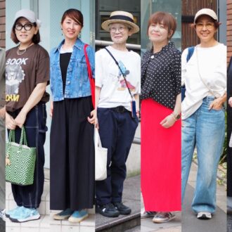 【1週間スナップ】50代のおしゃれさんはスニーカーに何合わせてる？ 雨の日も快適＆洒落る着こなし7選