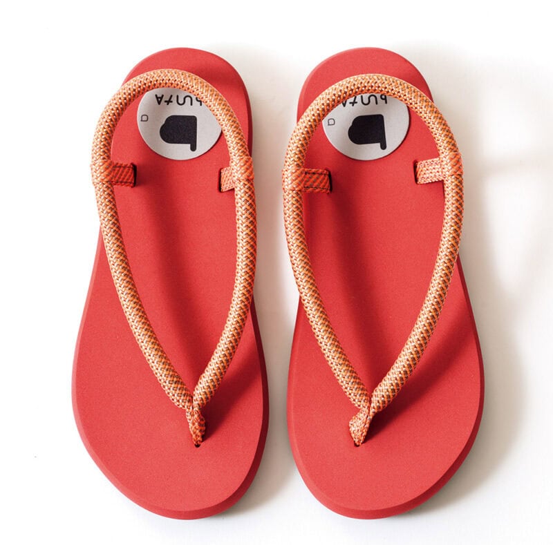 トングサンダル(Waraji sandal)¥15,4 00/ブンタ(富士高圧プロダクツ)