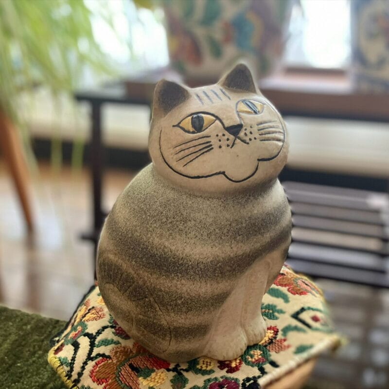 “自分へのご褒美”として購入した猫の『ミア』