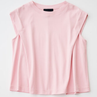 タックショルダーカットソー¥7,700／ノーク