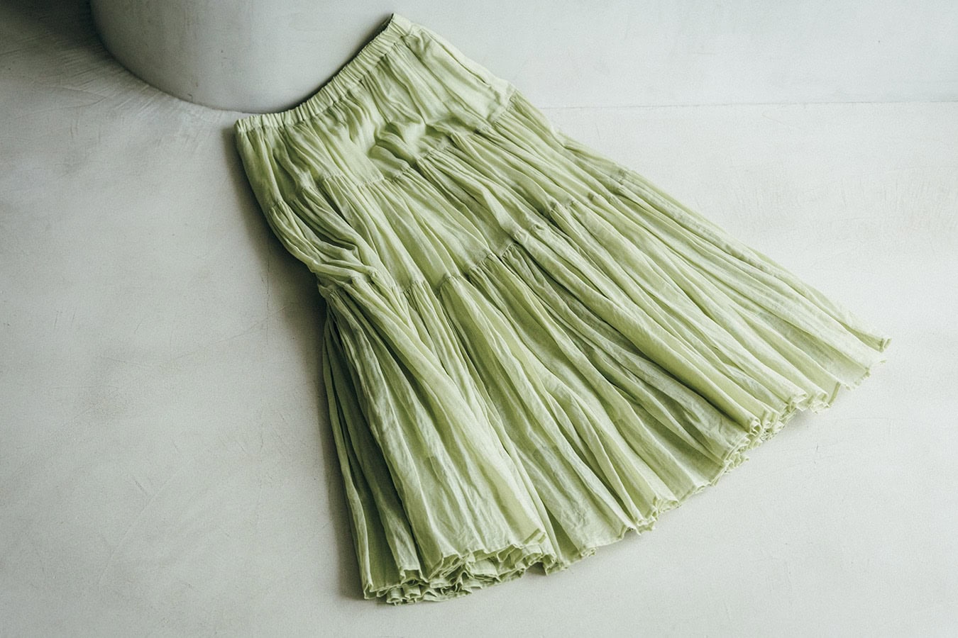 ティアードスカート¥68,200/スズキ タカユキ