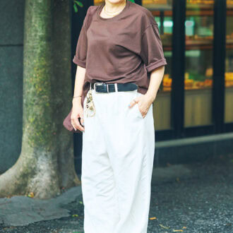 大きめサングラスは大人世代の強い味方