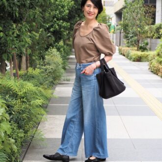 【1週間スナップ】50代のおしゃれさんは秋の始まりに何を着る? 今マネしたいパンツスタイル7選