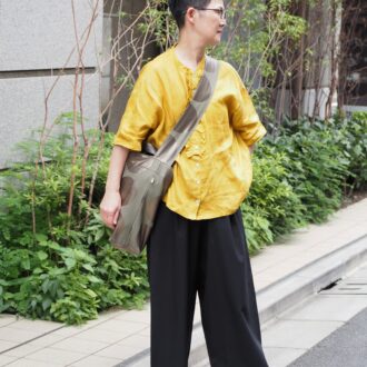 【1週間スナップ】50代のおしゃれさんは秋の始まりに何を着る? 今マネしたいパンツスタイル7選
