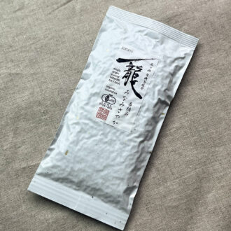 一龍「春摘み みなみさやか」¥1,188/宮﨑茶房