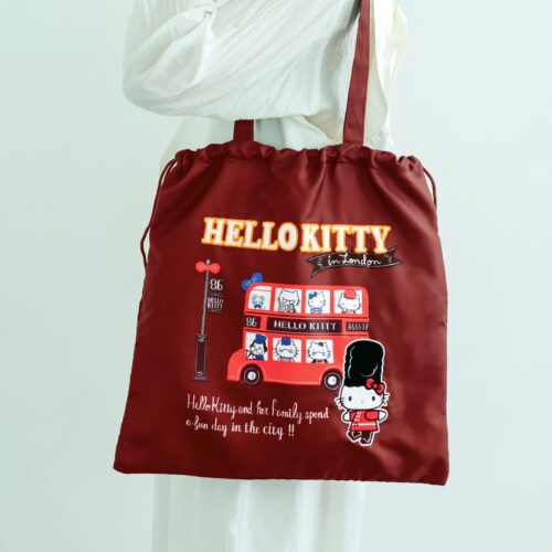 大人のおしゃれ手帖 2026年11月号 付録【HELLO KITTY
大容量! 豪華刺しゅう巾着トート
】 ハローキティとロゴは刺しゅう&ベルベット風素材