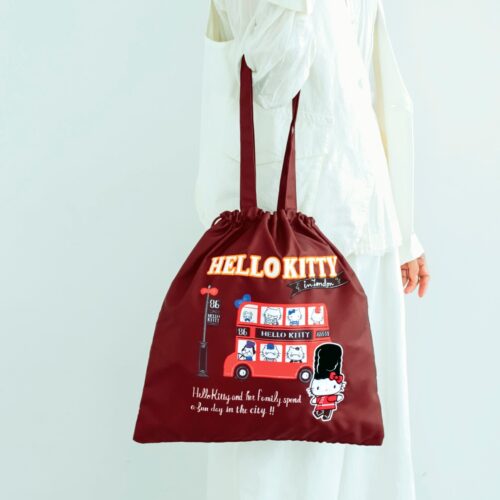 大人のおしゃれ手帖 2026年11月号 付録【HELLO KITTY
大容量! 豪華刺しゅう巾着トート
】 巾着タイプに絞ったシルエットも素敵!