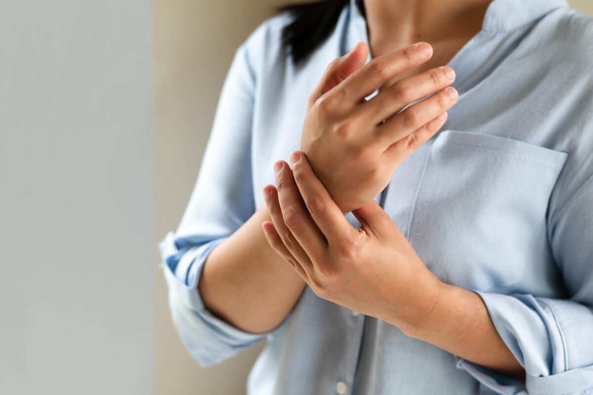 Hand disorders02
